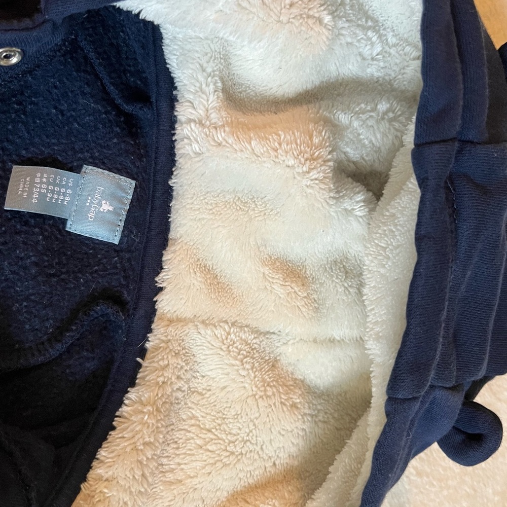 🎉 HP 🎉 Baby GAP onesie fleece zip 6 mo - Picture 2 of 9